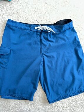 Salty crew board shorts